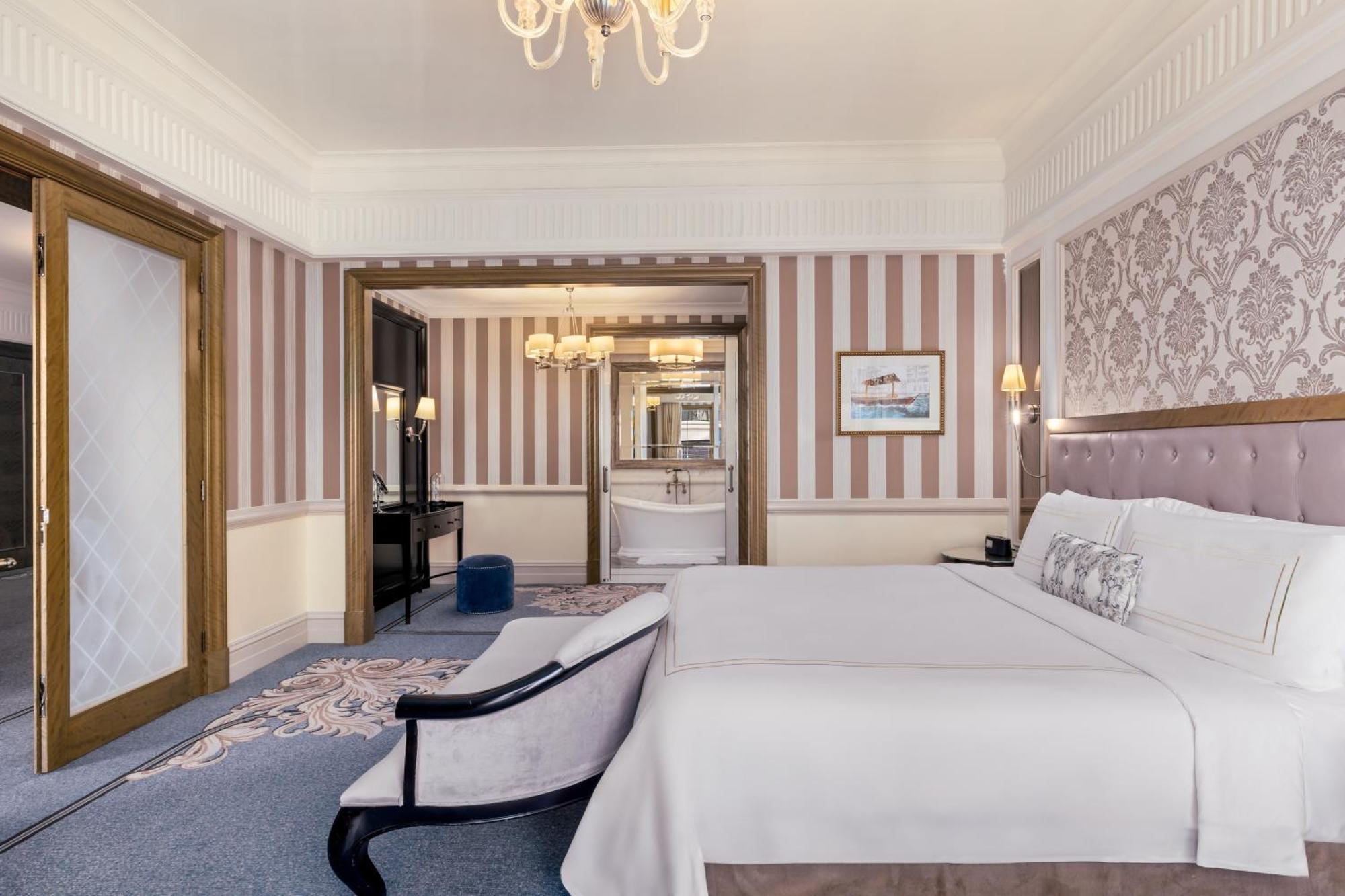 الحبتور بالاس دبي،أحد فنادق ومنتجعات إل إكس آر المظهر الخارجي الصورة A bedroom at the hotel